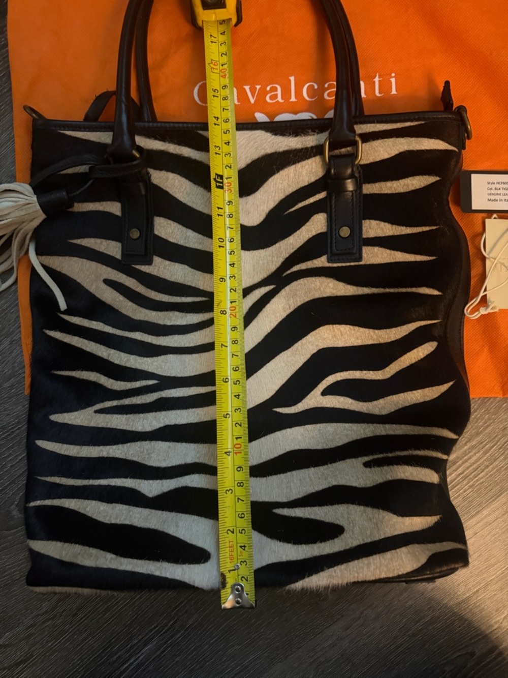 Zebra-Print Genuine animal hair/Leather Tote Bag with Tassel - Black & White - Picture 5 of 9